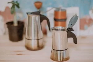 how to use moka pot