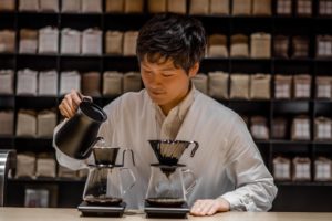 Kalita Thin Spout Kettle - Controlled Pour-Rate for Pourover Coffee