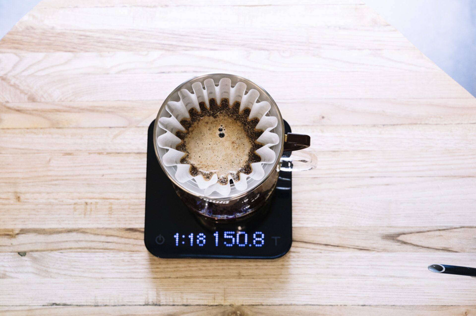 how to use a coffee scale for pour over
