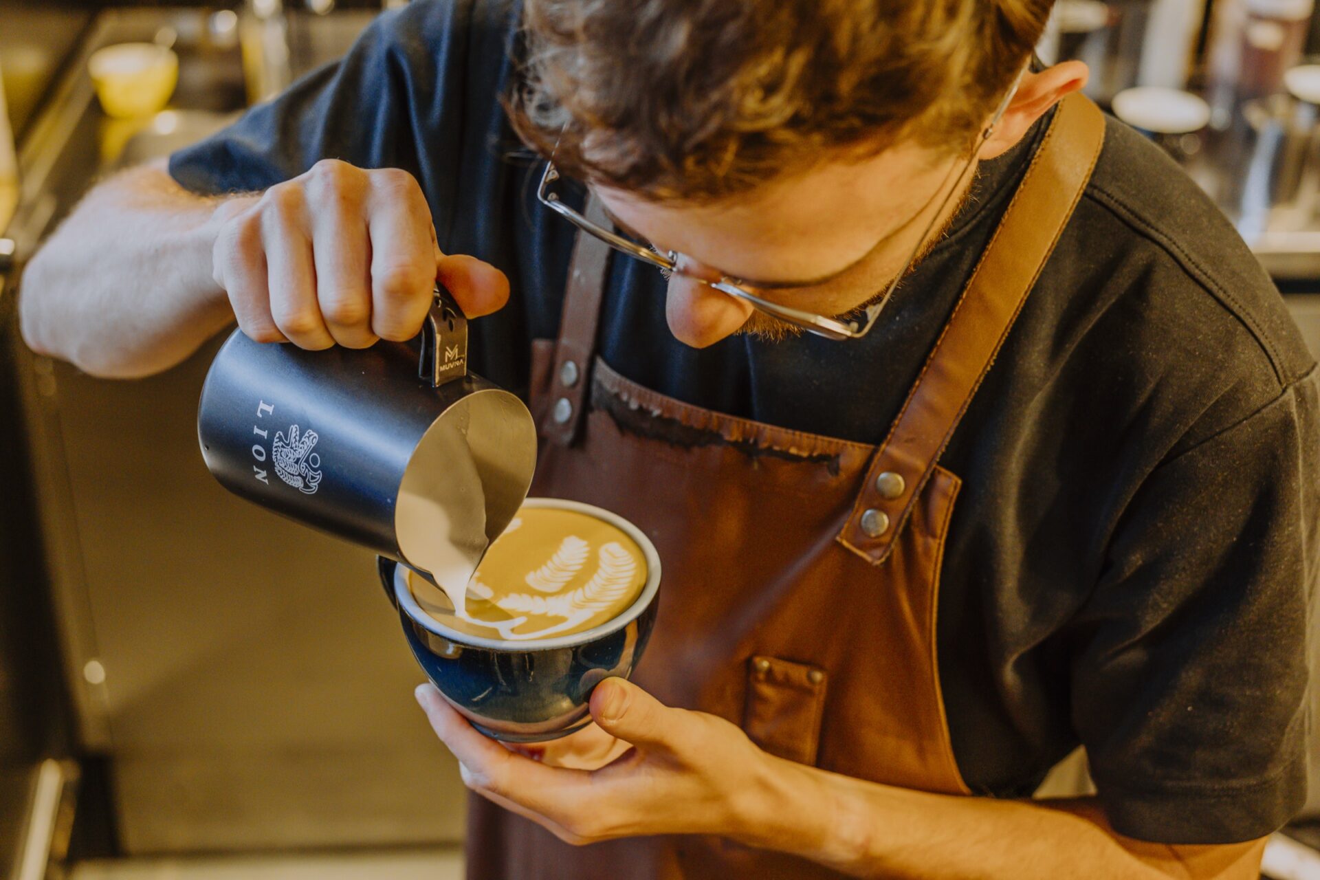 how to choose coffee beans for milk beverages